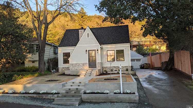 1504 King Avenue Napa, CA 94559