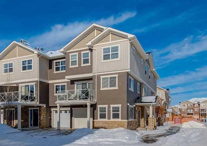 740 Skyview Ranch Grove NE Calgary, AB T3N 0R9