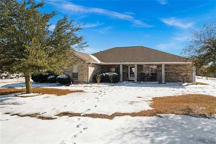 404 Rio Grande Ave Hutto, TX 78634