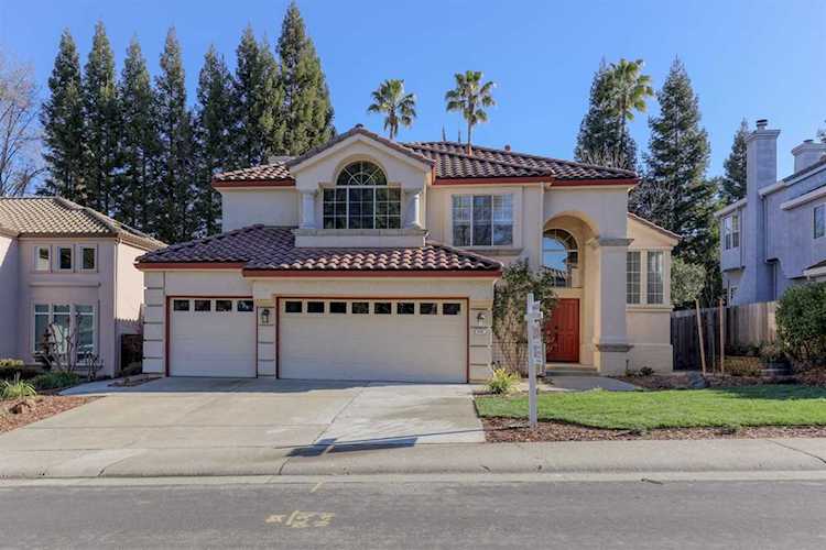 174 John Henry Circle Folsom, CA 95630
