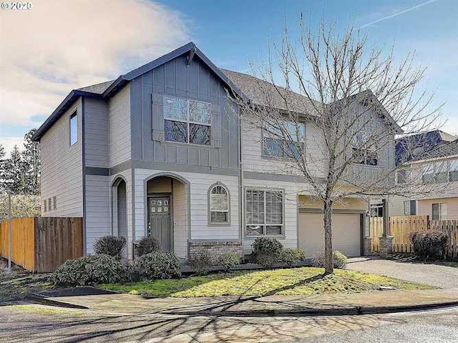 1724 SW Willowview Ter Beaverton, OR 97003