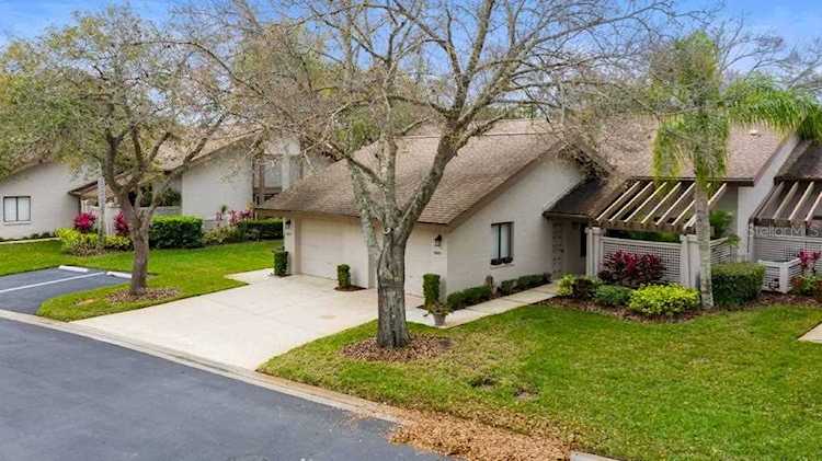 4521 Kingsmere #6 Sarasota, FL 34235