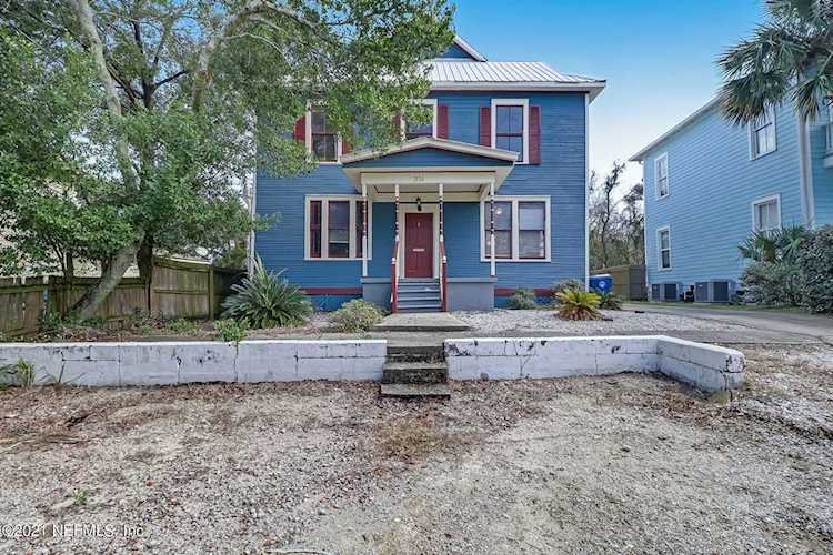 314 5th St Fernandina Beach, FL 32034