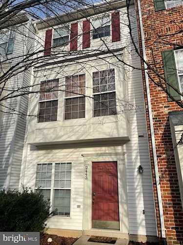 2443 Old Silo Ct Herndon, VA 20171