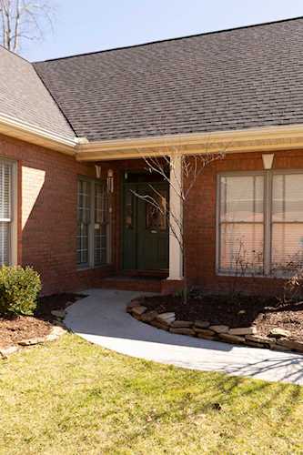 150 Valleyview Dr Lenoir City, TN 37772