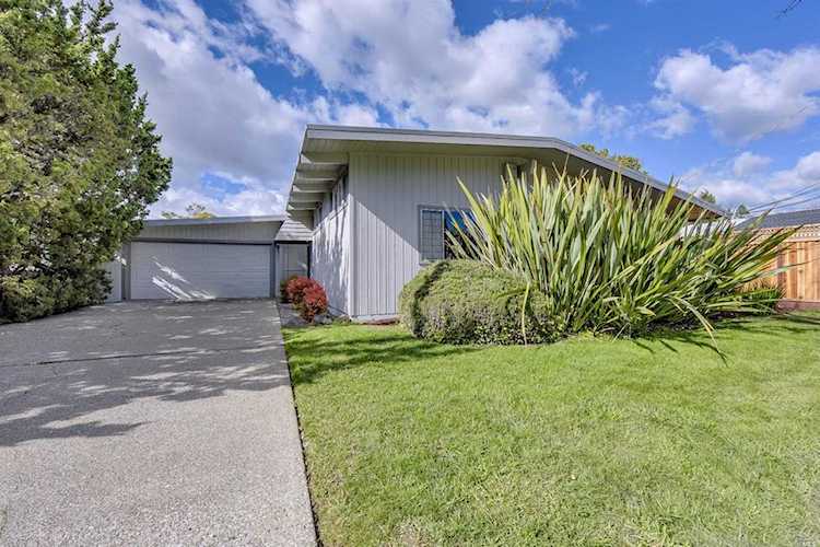 457 Hickory Lane San Rafael, CA 94903