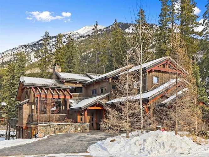 708 Silvertip Heights Canmore, AB T1W 3K9