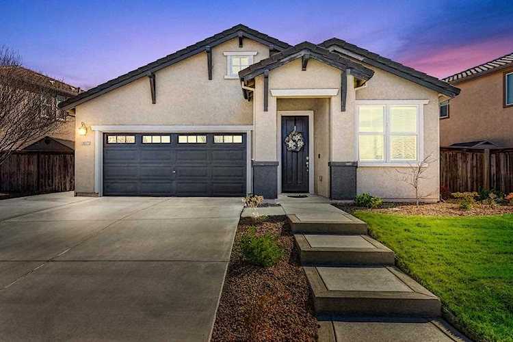 10517 Fossil Way Elk Grove, CA 95757