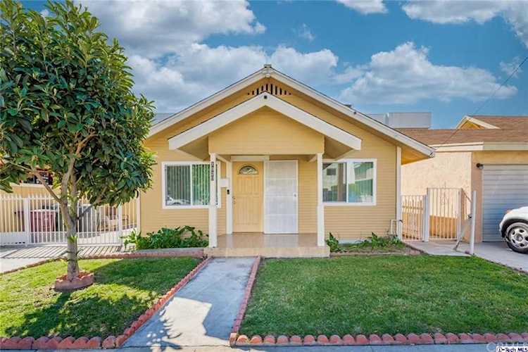 1020 E Lomita Avenue Glendale, CA 91205