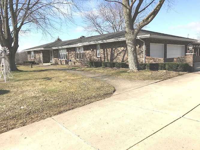 12N268 Jackson Dr Elgin, IL 60124