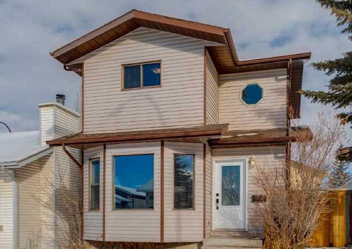 119 Riverglen Crescent SE Calgary, AB T2C 3H6