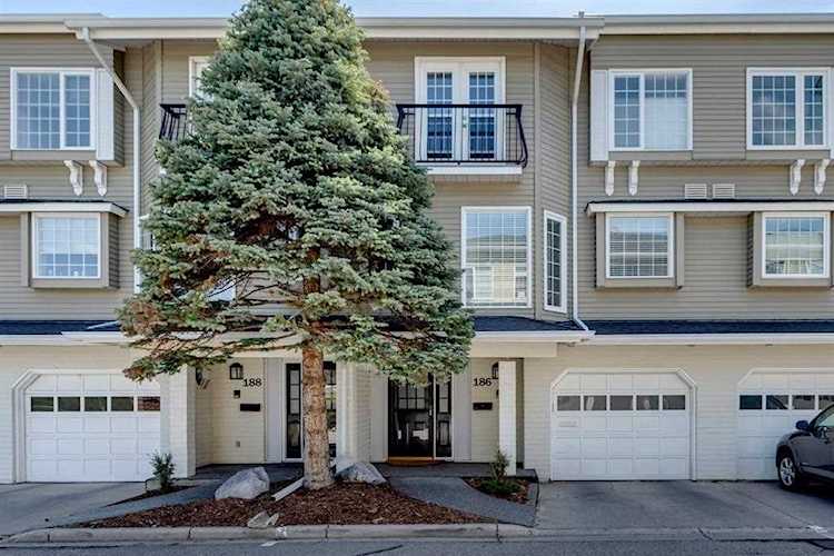 3437 42 St NW #186 Calgary, AB T3A 2M7