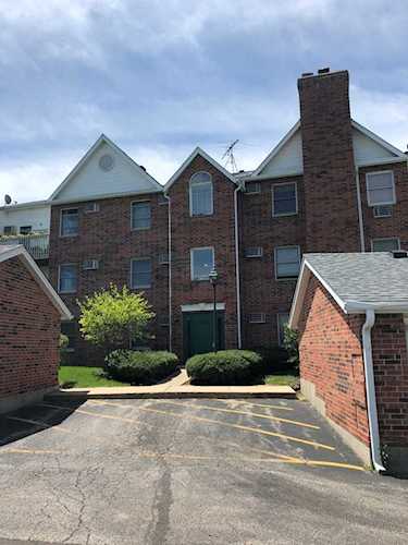 1353 Cunat Ct #2D Lake In The Hills, IL 60156