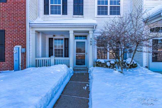 509 S Lakeside Ct Round Lake, IL 60073