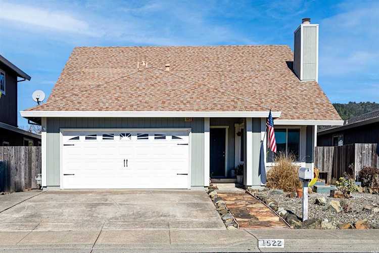 1522 Garfield Court Rohnert Park, CA 94928