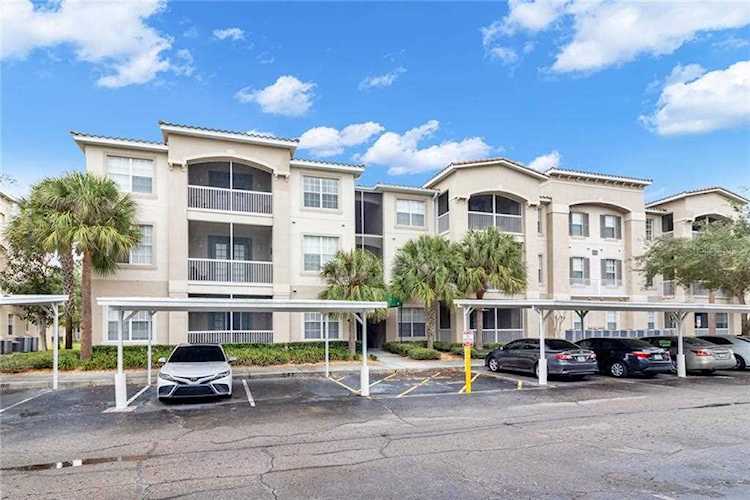 3001 Greystone LOOP #304 Kissimmee, FL 34741