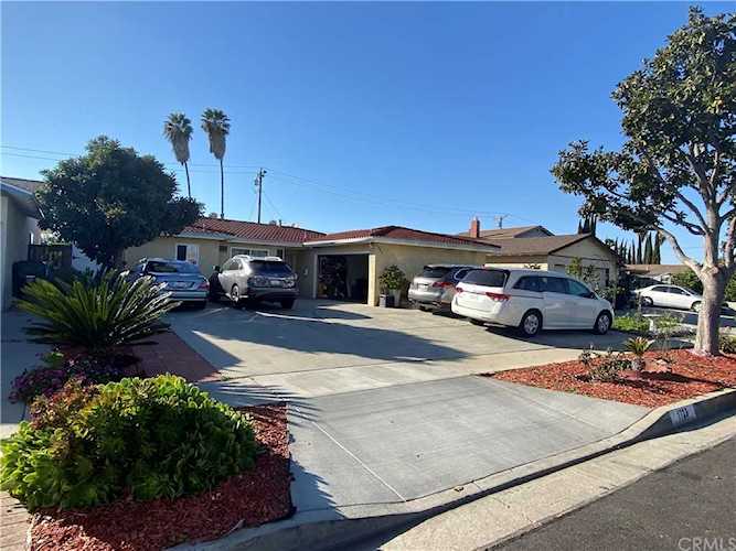 1723 Bolanos Avenue Rowland Heights, CA 91748