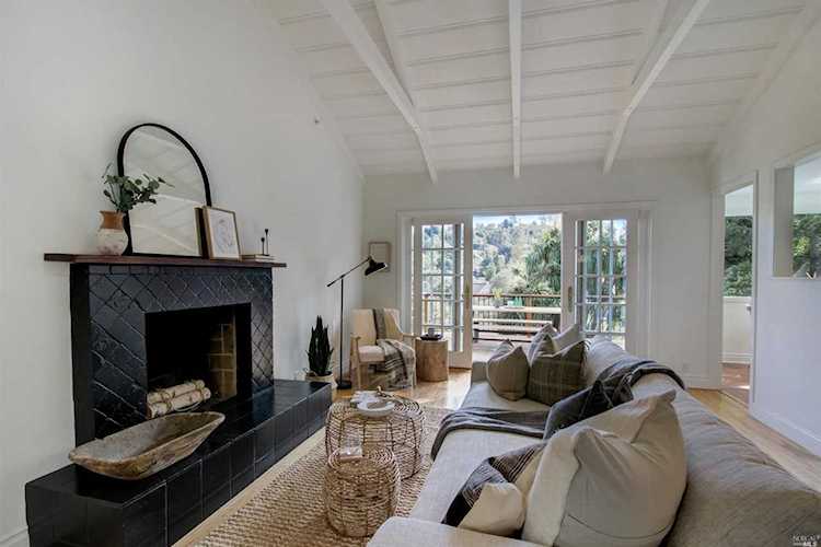 330 Corte Madera Avenue Corte Madera, CA 94925