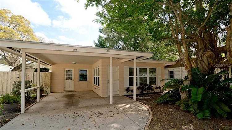 1331 Rhodes Ave Sarasota, FL 34239