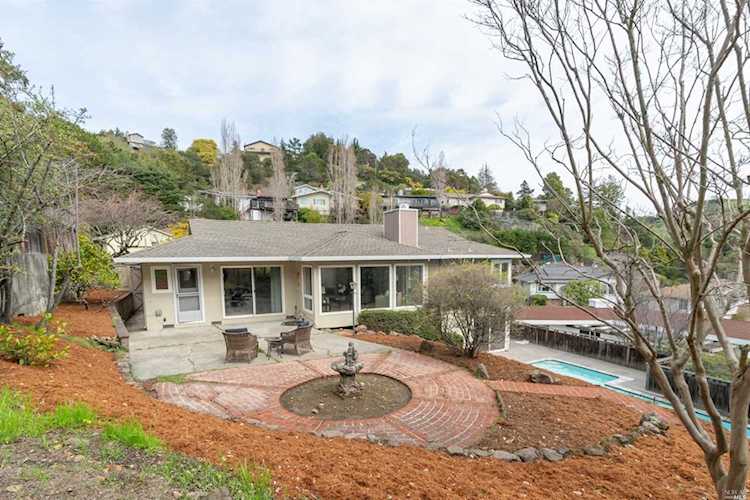 20 Corte Placida Greenbrae, CA 94904