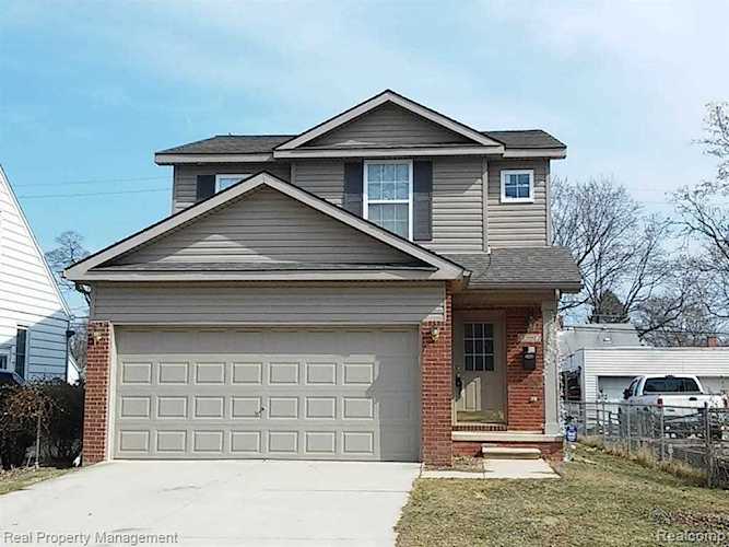 15892 Norborne Redford Twp, MI 48239