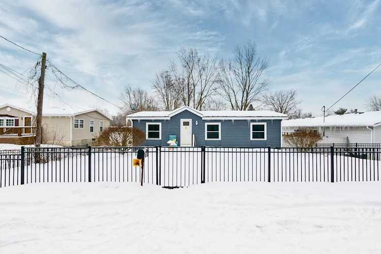 32 Vernon Avenue Delaware, OH 43015
