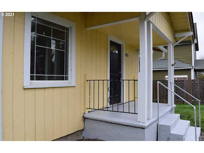 1820 SE 6th Ave Camas, WA 98607