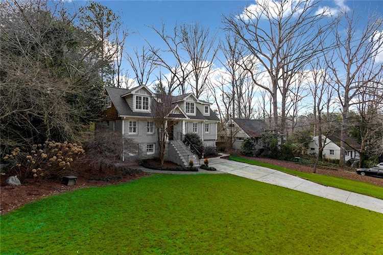 2664 Ridgemore Place NW Atlanta, GA 30318