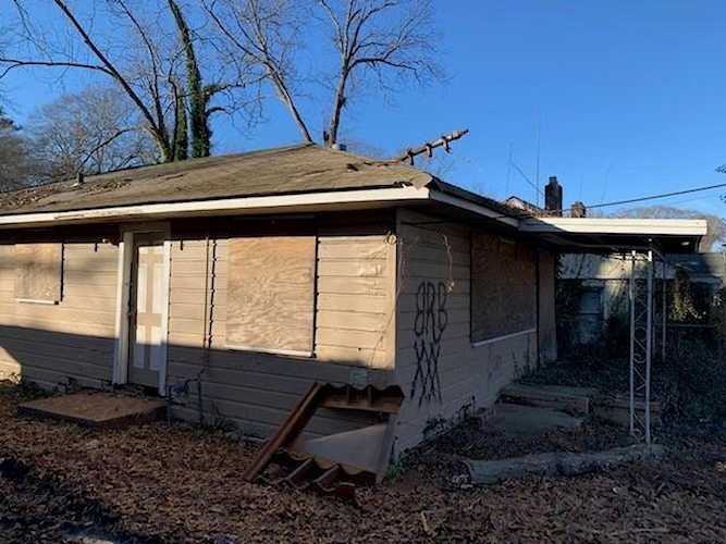 999 Oakland Dr SW Atlanta, GA 30310
