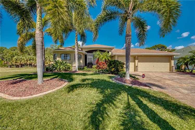 1837 SW 36th Terrace Cape Coral, FL 33914