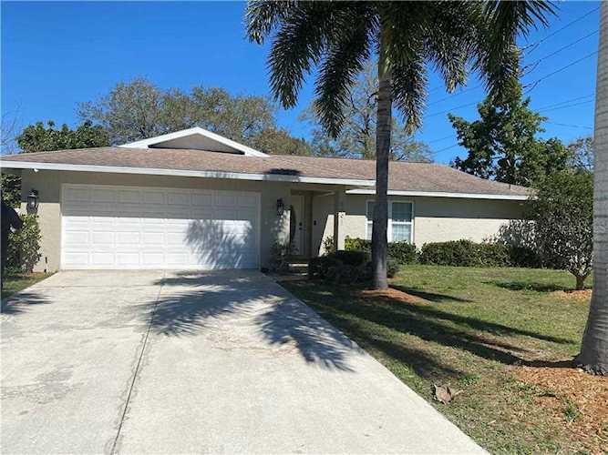 3991 Helene St Sarasota, FL 34233