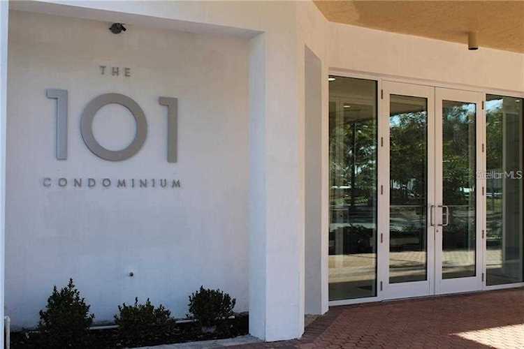 101 S Gulfstream Ave #6G Sarasota, FL 34236