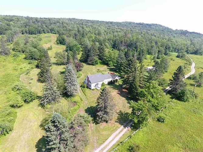 1511 Cedarwood Dr Brighton, VT 05846