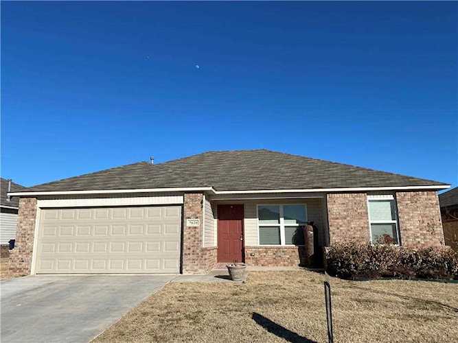 7620 Leichter Ave, Oklahoma City, 73132 | Rose Rock Realty Photo 1