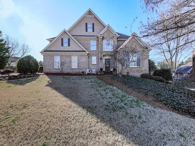 4062 Hickory Fairway Dr Woodstock, GA 30188