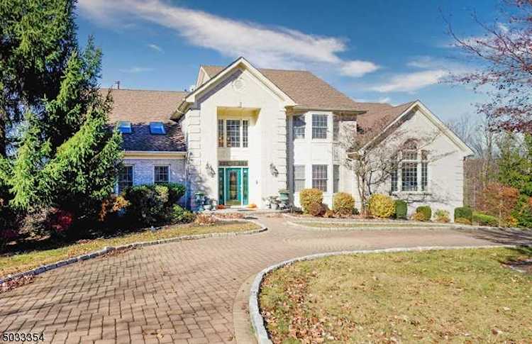 13 Tonnelier Way Denville Twp., NJ 07834