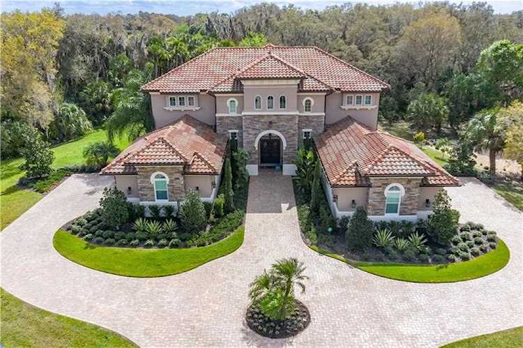 10121 Ruffled Fern Ln Sarasota, FL 34241