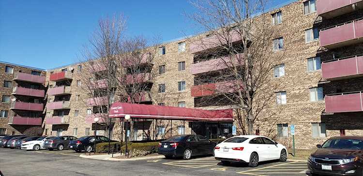 1463 Mercury Dr #218 Schaumburg, IL 60193