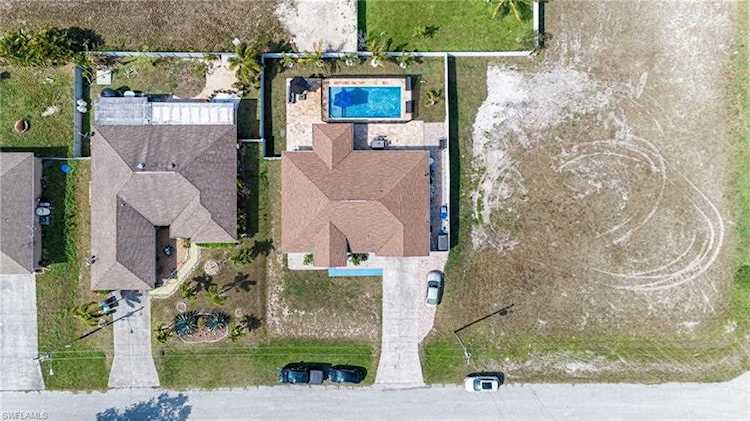 22 SW 21st Place Cape Coral, FL 33991