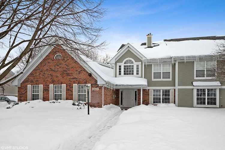 5S530 Paxton Dr #1B Naperville, IL 60563