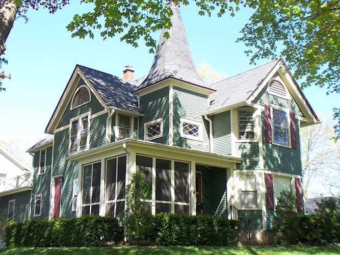 317 Second St Libertyville, IL 60048