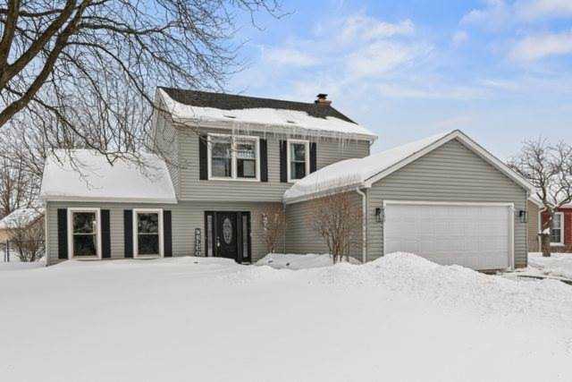 2163 Stirrup Ln Wheaton, IL 60189