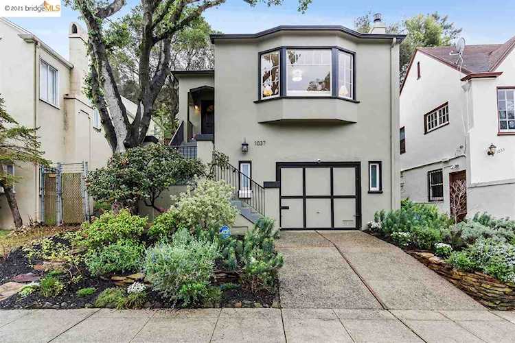 1037 Trestle Glen Rd Oakland, CA 94610