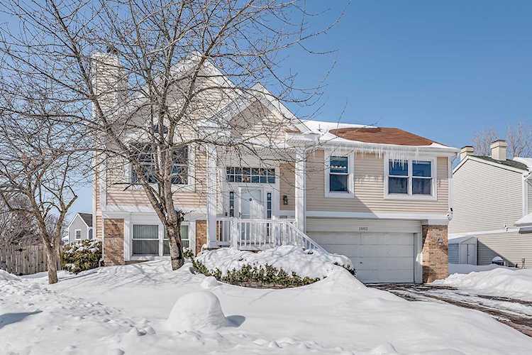 1440 Boston Ct Bartlett, IL 60103