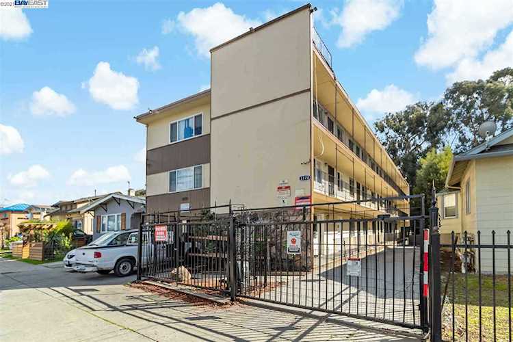 3170 High St Oakland, CA 94619