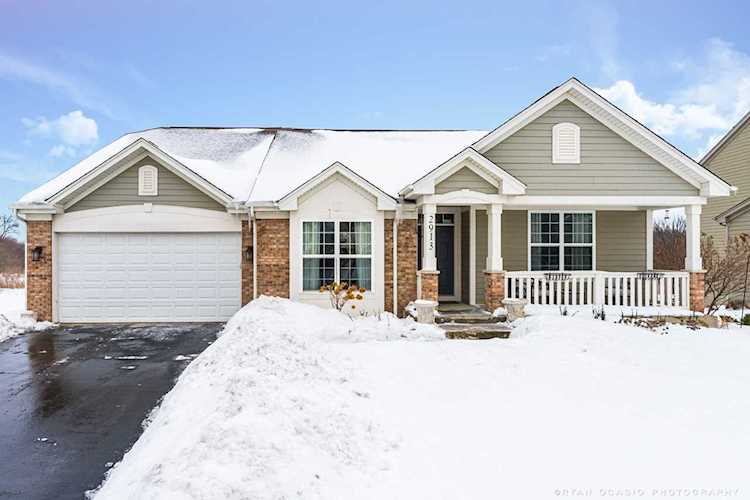 2913 Kelly Dr Elgin, IL 60124