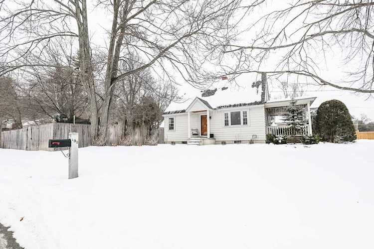 191 Gingras Ave Manchester, NH 03104