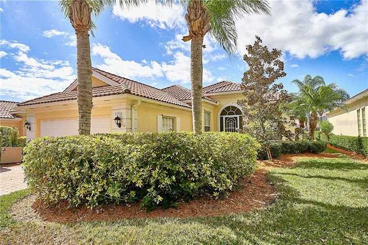 5712 Ferrara Dr Sarasota, FL 34238
