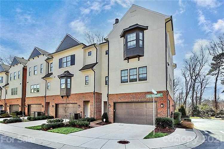 4049 City Homes Place Charlotte, NC 28209
