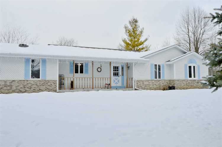 W7640 Shagbark Rd Whitewater, WI 53190